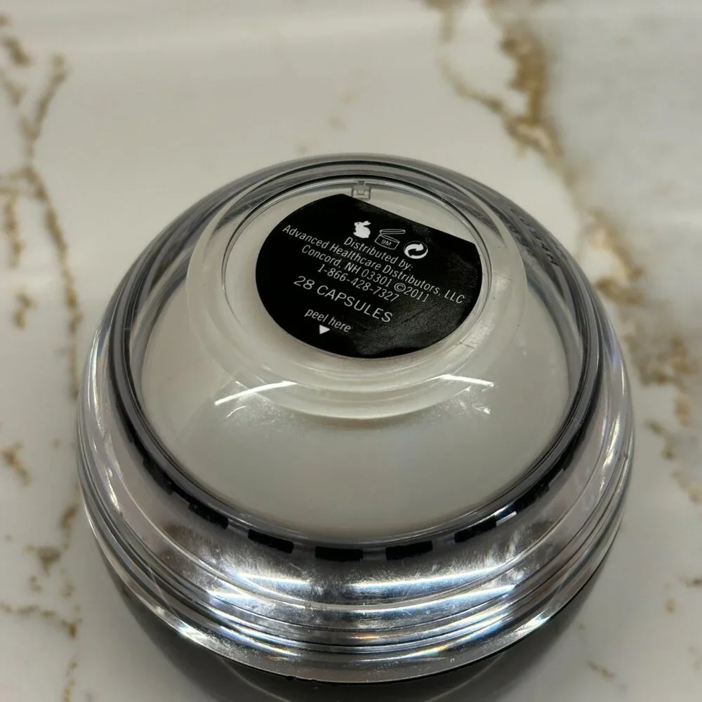 Nuance Salma Hayek Overnight Time-Release Retinol Capsules 28-Count NEW IN JAR